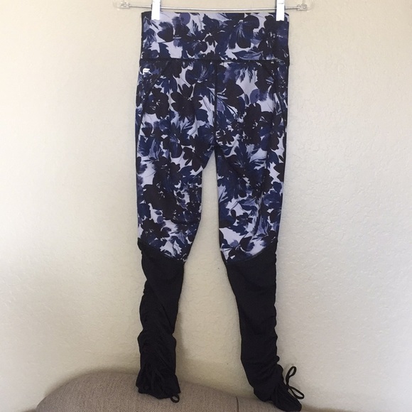 - - Fabletics cashel foldover pure leggings size s - Picture 7 of 9